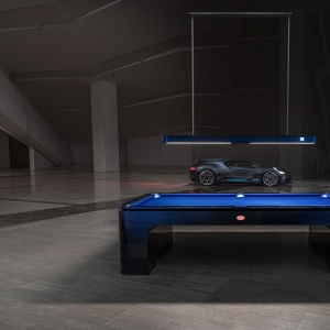 La nouvelle table de billard, Bugatti